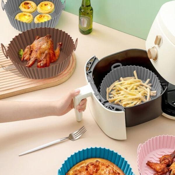 СИЛИКОНСКА НЕЛЕПЛИВА ПОДЛОГА ЗА ПЕЧЕЊЕ ВО AIR FRYER 20CM (1+1 ГРАТИС) - Extra Popust