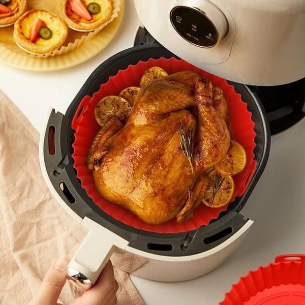 СИЛИКОНСКА НЕЛЕПЛИВА ПОДЛОГА ЗА ПЕЧЕЊЕ ВО AIR FRYER 20CM (1+1 ГРАТИС) - Extra Popust